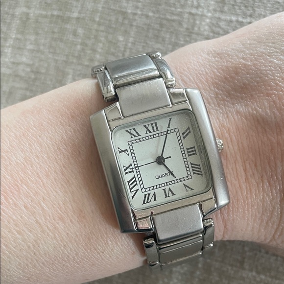 Silver Watch - Picture 5 of 5